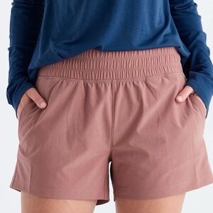 Free Fly Apparel Breeze Pull-On Shorts Women’s Size S NWT Pink Red Lightweight